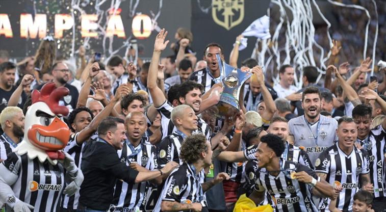 Atletico Mineiro 50 yıllık şampiyonluk özlemini bitirdi