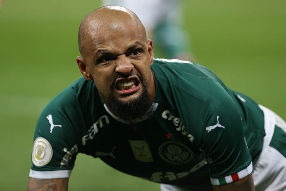 Felipe Melo serbest kaldı