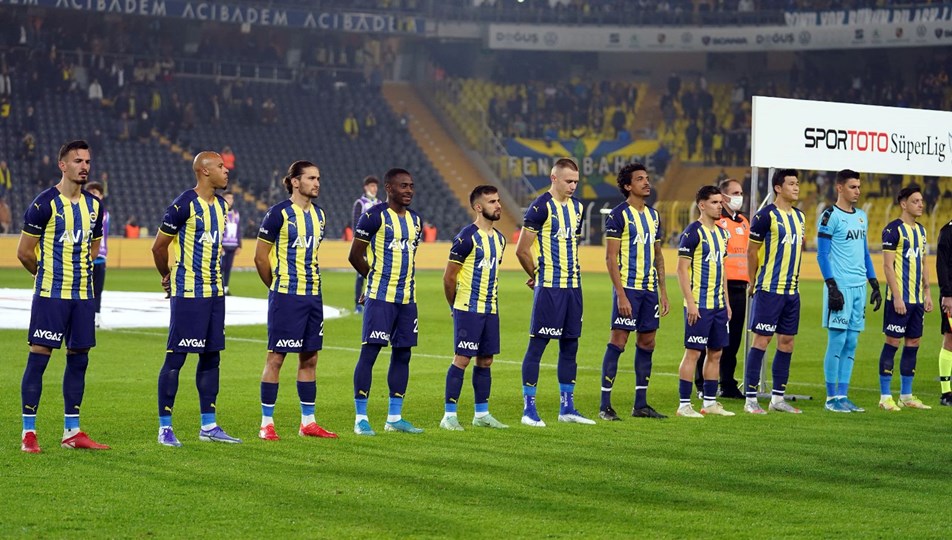 Fenerbahçe geçen sezona göre düşüşte