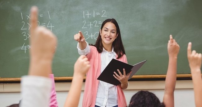 Öğretmen başına düşen eğitim saati 93,4 saat