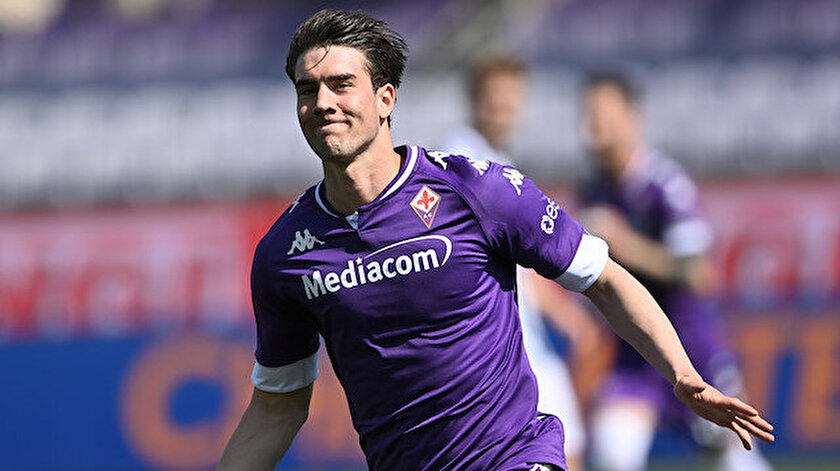 Newcastle United’dan Vlahovic’e 100 milyon Euro!