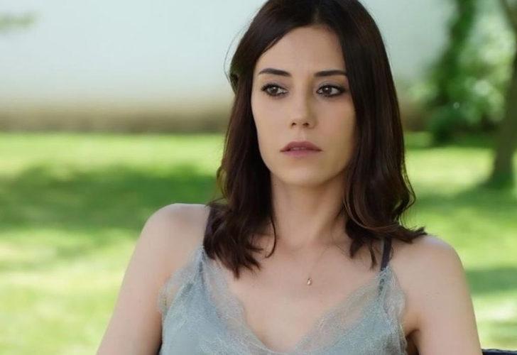 Cansu Dere ve Miles Chamley-Watson aşk yaşıyor!