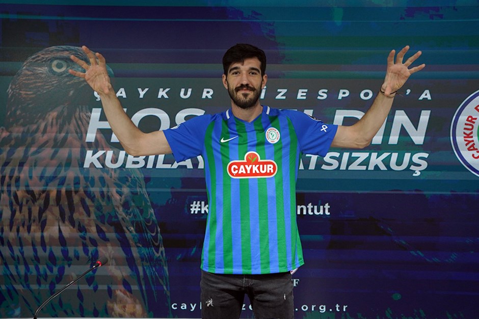Kubilay Kanatsızkuş resmen Çaykur Rizespor’da
