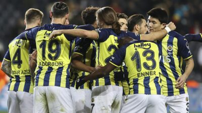 Fenerbahçe’de 4 futbolcu pozitif!