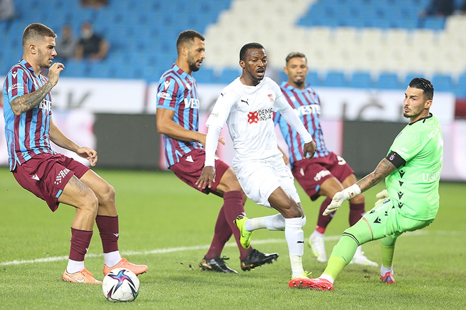 Lider Trabzonspor, Sivas deplasmanında