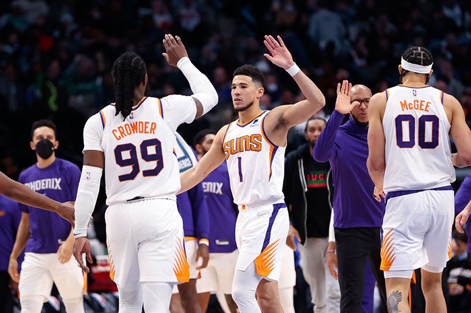 Dallas’ın serisini Phoenix Suns bitirdi