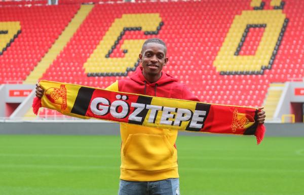 Göztepe, François Moubandje’yi kiraladı
