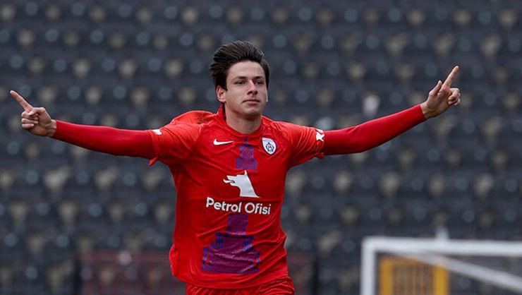 Enis Destan, Trabzonspor’a yakın