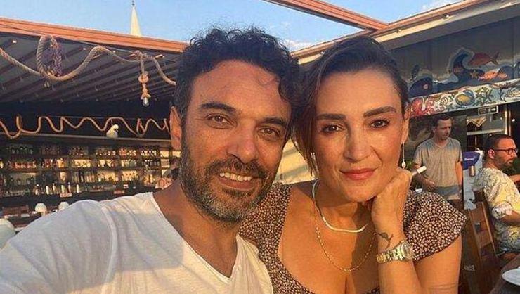 Uğur Aslan ve eşinden mutluluk pozu