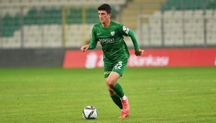 Bursaspor’dan 3’lü paket! Trabzonspor’la anlaşma sağlandı