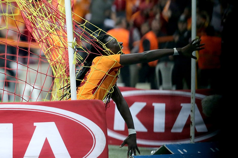 Bafetimbi Gomis: Aslan geliyor
