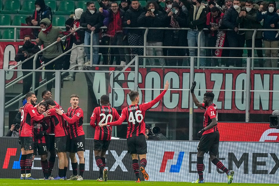 Milan uzatmada çeyrek final biletini kaptı!