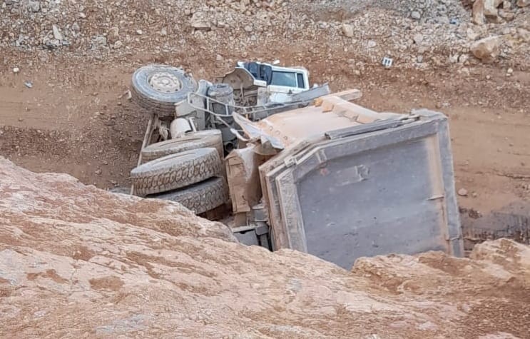 Bursa’da taş ocağında feci kaza! Devrilen kamyonun altında kaldı