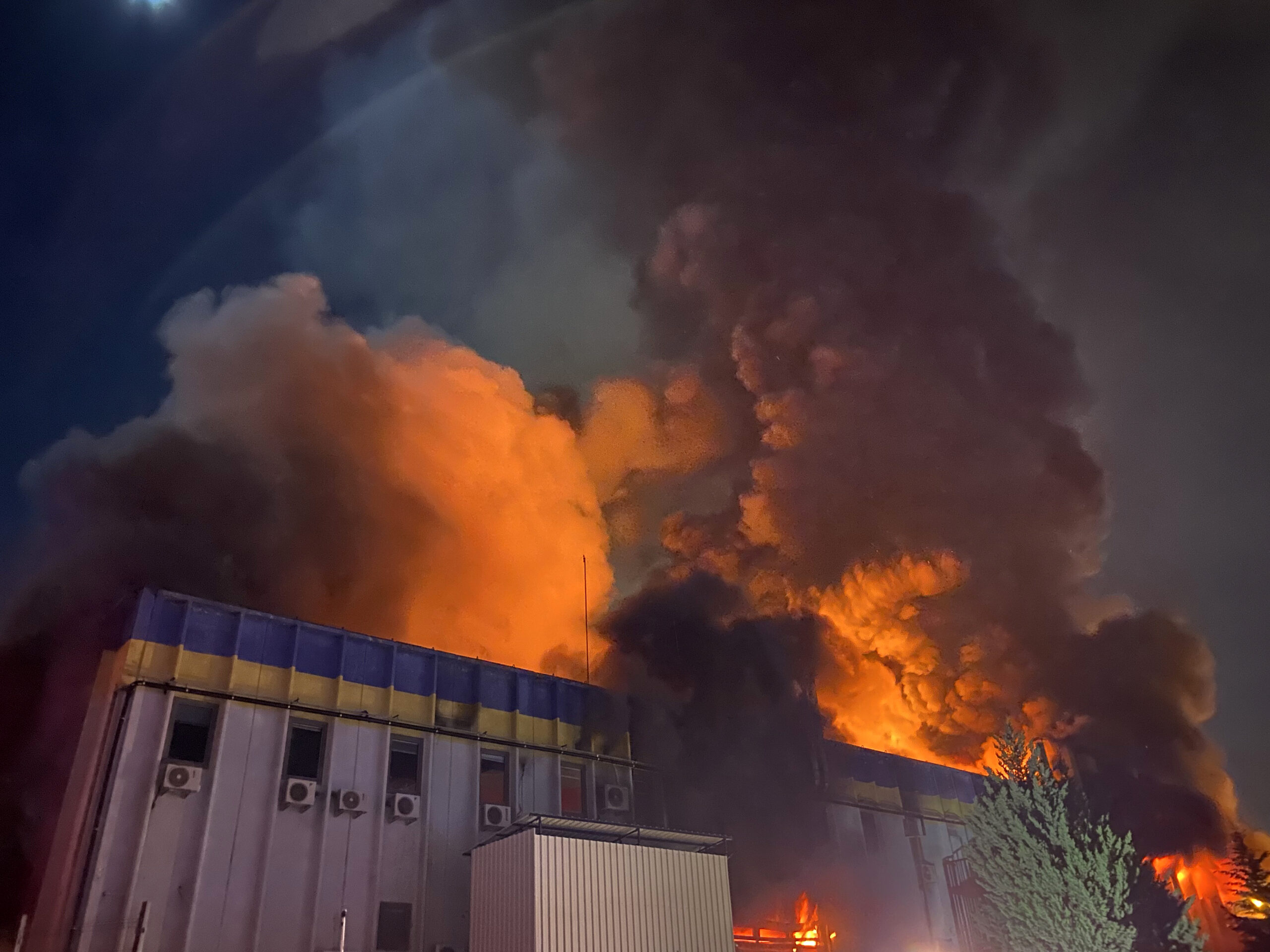 Bursa’da kimya fabrikasında yangın!