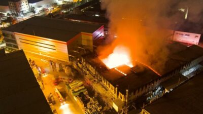 Bursa’da fabrika yangını! 5 saatte kontrol altına alındı