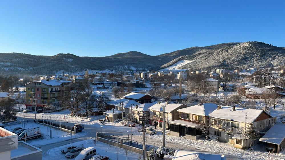 Bursa buz tuttu! Termometreler eksi 20 dereceyi gördü…