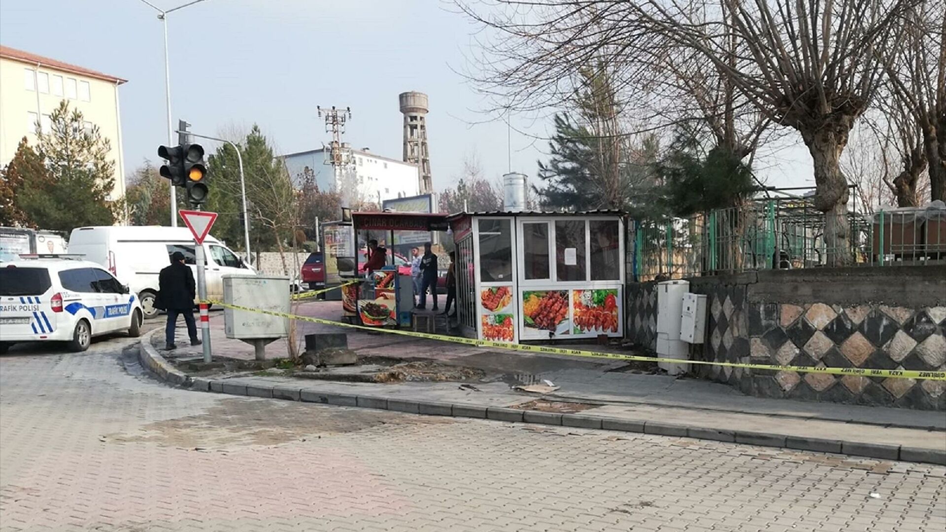 Diyarbakır’da iki akraba grup arasında kavga: 1 ölü
