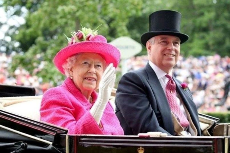 Kraliçesi Elizabeth Prens Andrew’ın cezasını kesti