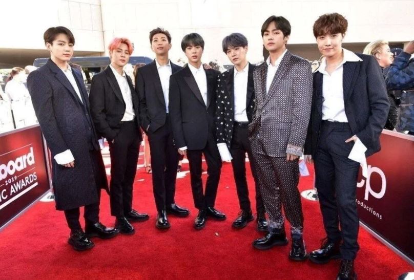 BTS’in çizgi romanı görüntülenme rekoru kırdı