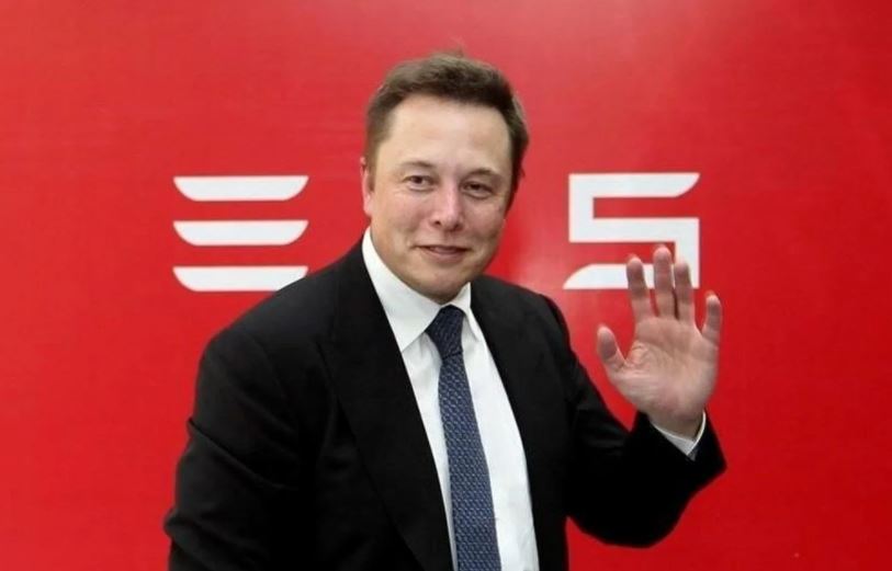 Elon Musk’tan 19 yaşındaki gence 5 bin dolar teklif