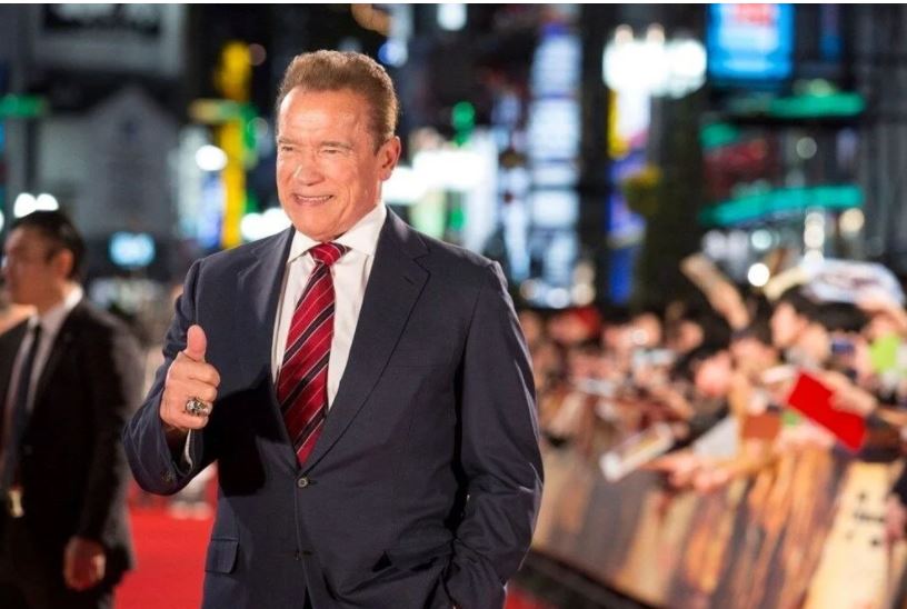 Arnold Schwarzenegger’den 25 ev bağışı