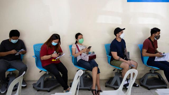 Filipinler’de 18 yaş altındakilerin evlenmesi yasaklandı