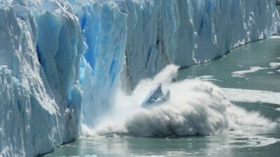 Kıyamet buzulu eriyor: Bilim insanları felaket için tarih verdi