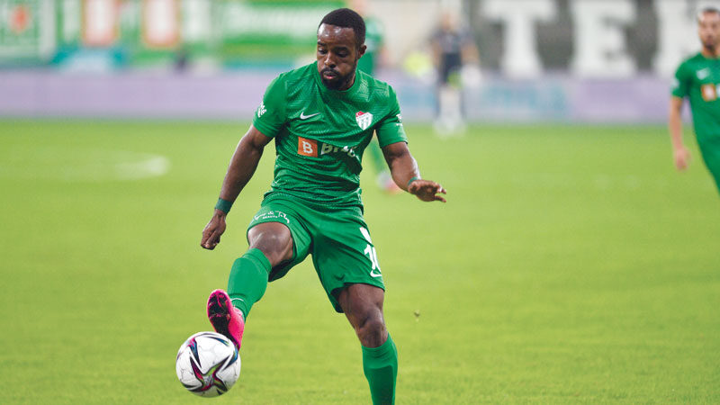 Ofosu transferi Bursaspor’un başını yaktı! Ofosu transferi Bursaspor’un başını yaktı!