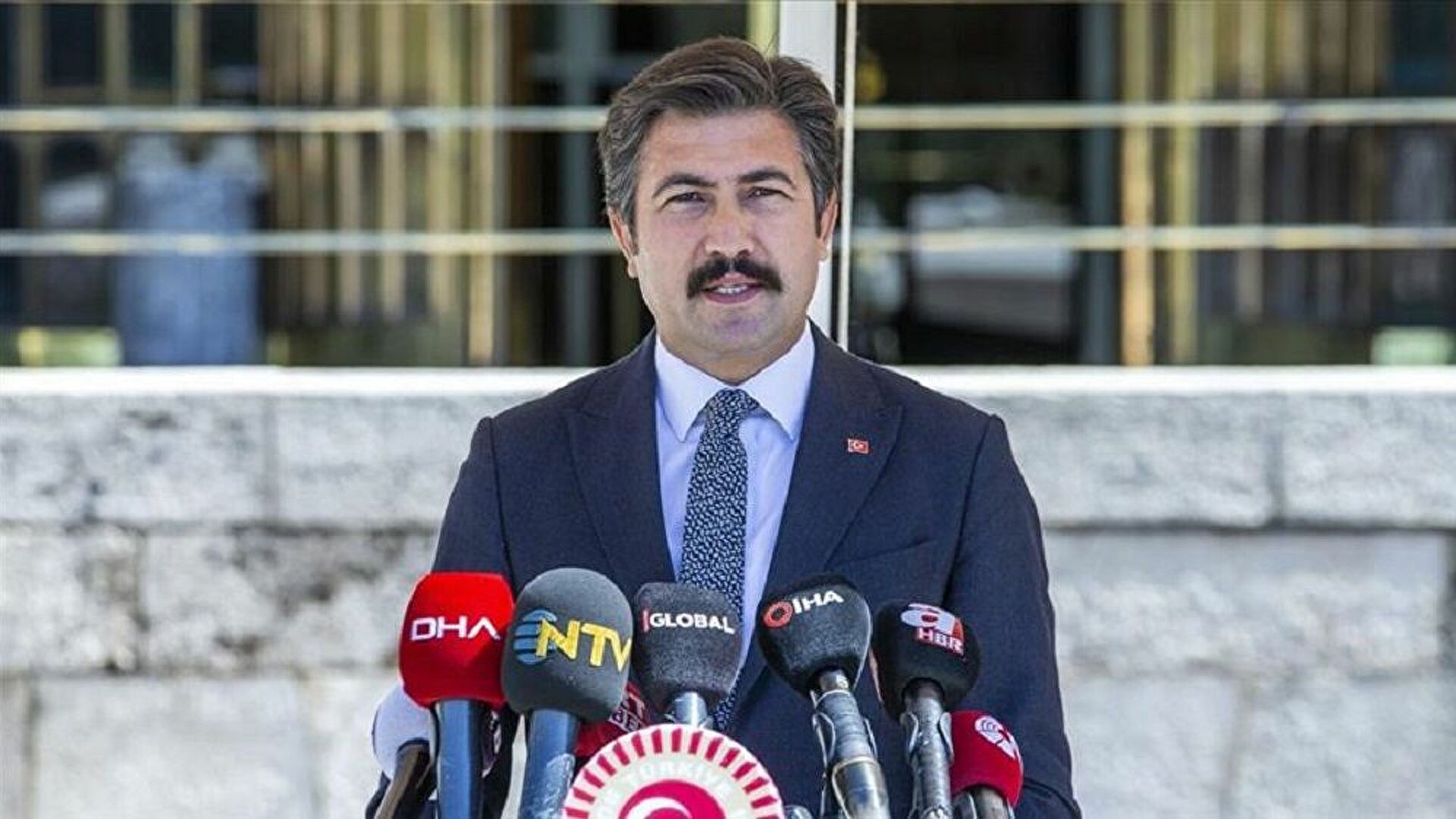 AK Partili Özkan: Özel’i ve CHP’yi milletimize şikayet ediyoruz, asla affetmeyeceğiz