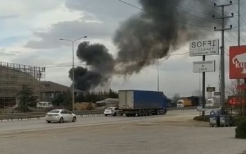 İnegöl’de geri dönüşüm tesisinde korkutan yangın