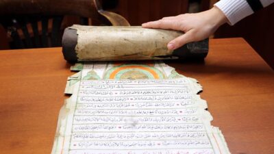 Anadolu Üniversitesi’nin ‘nadir eserler’ koleksiyonu dijitale aktarılıyor