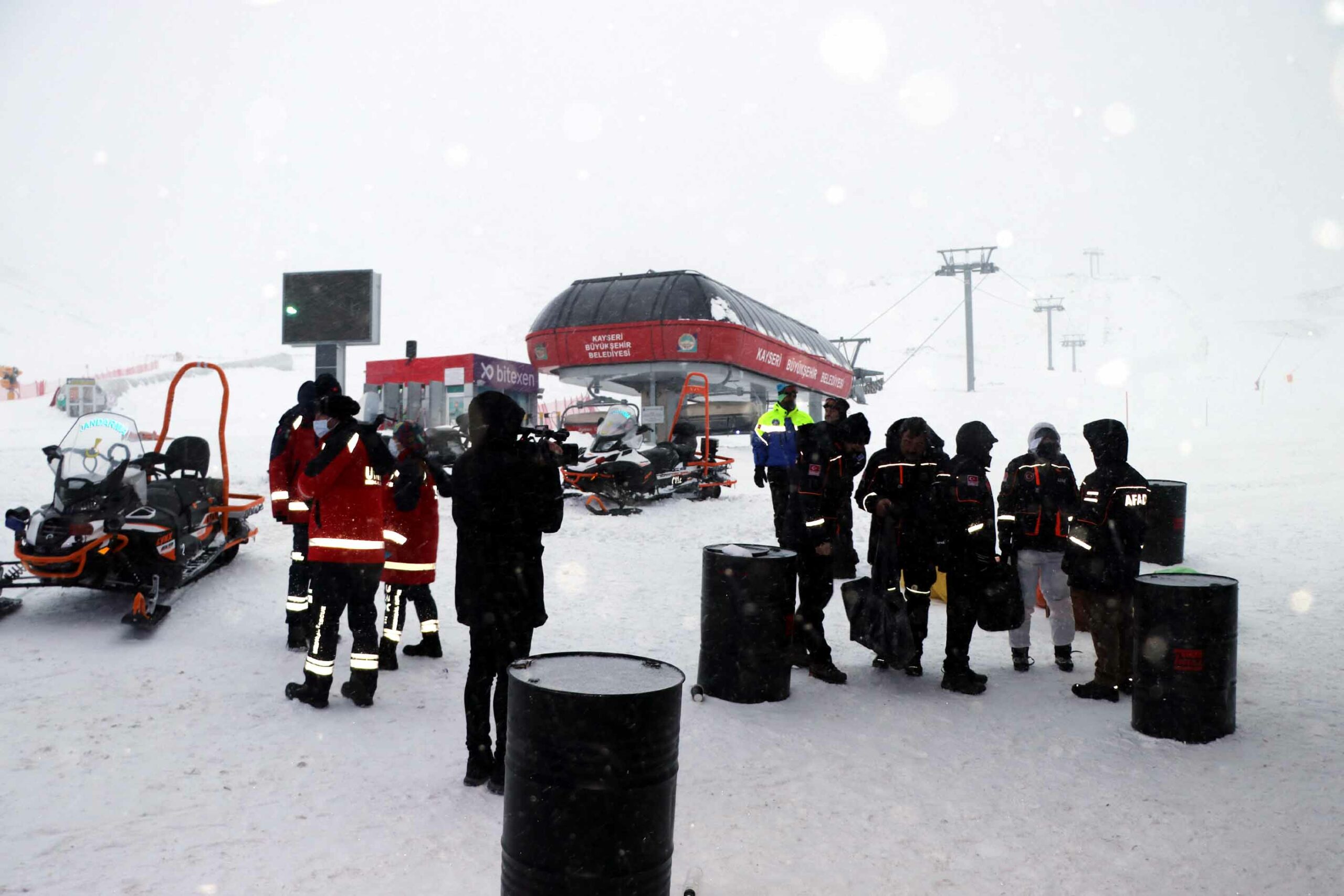 Erciyes’te kar kütlesi altında kalan Kanadalı kayakçı hayatını kaybetti