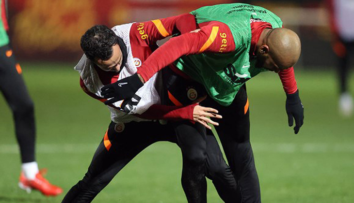 Galatasaray’da van Aanholt’un Covid-19 testi pozitif