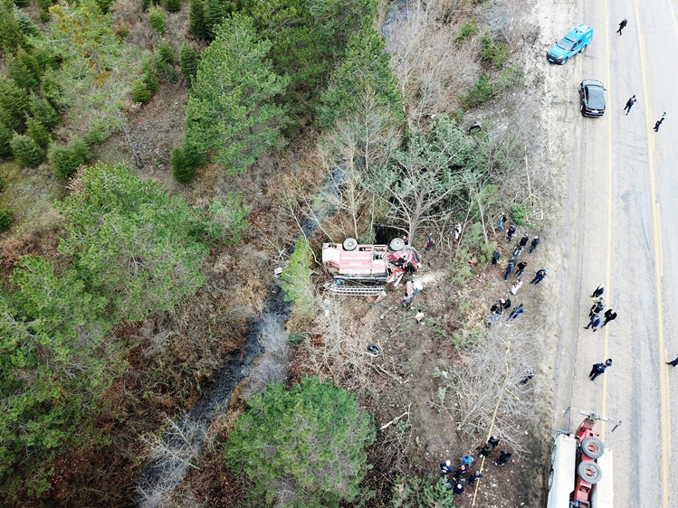 Bursa İtfaiyesinde ‘kara’ pazartesi: 4 itfaiyecinin hayatını kaybettiği kaza neden oldu? Yol mu hız mı araç mı?