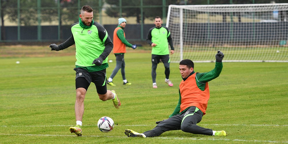 Bursaspor’da BB Erzurumspor maçı hazırlıkları sürüyor