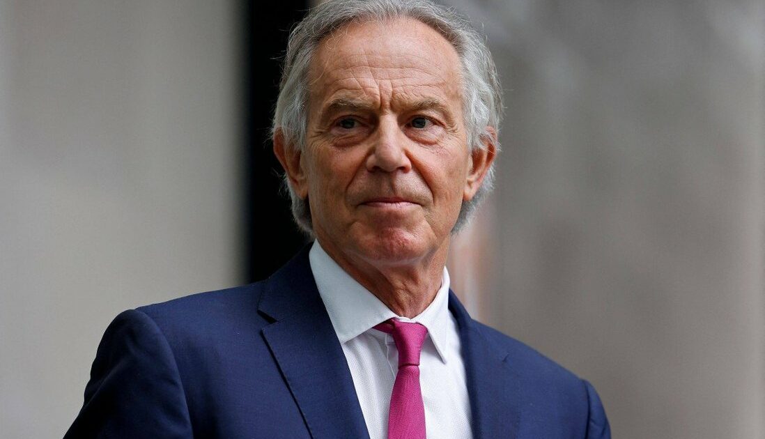 Tony Blair’in şövalyelik unvanının geri alınması için imza kampanyası