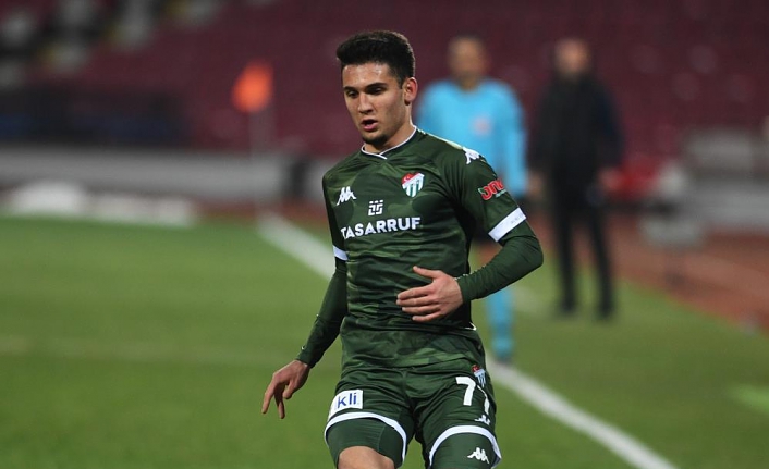Bursaspor’da Tuğbey Akgün’e milli davet