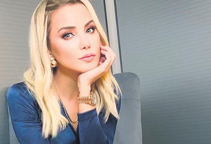 Ece Erken Çeşme’den paylaşım yaptı