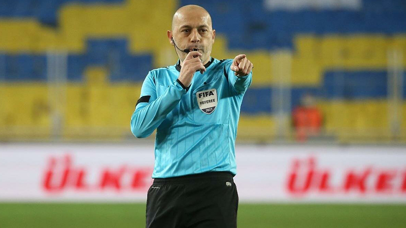 UEFA Avrupa Ligi’nde Cüneyt Çakır’a görev