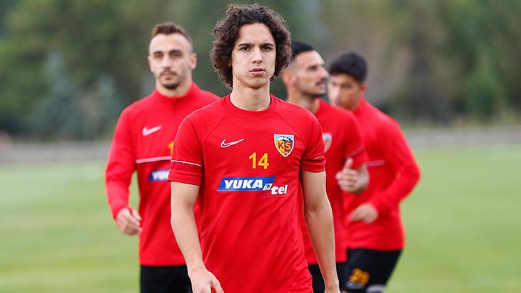 Fenerbahçe maçı öncesi Kayserispor’da 2 vaka