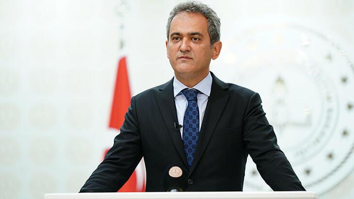 Bakan Özer: Omicron’un okullara yansıması düşük