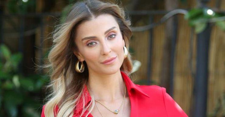 Özge Ulusoy: Kulaklarım büyüktür, bebek ayağı gibidir