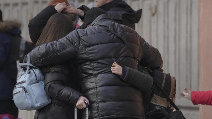Kiev’deki Türk vatandaşları tahliye ediliyor