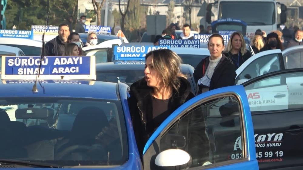 Kaza kurbanı sürücü eğitmeni, Bursa’da anıldı