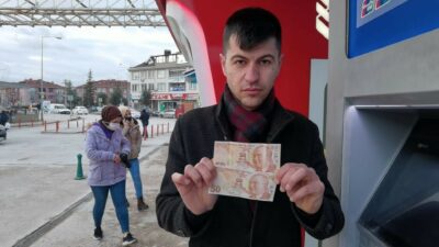 Bursa’da ATM’den çektiği hatalı parayı bin katına satıyor!