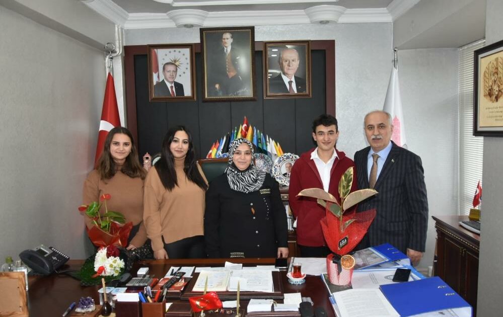 Bursa’nın o ilçesinde bir günlüğüne belediye başkanı oldu!