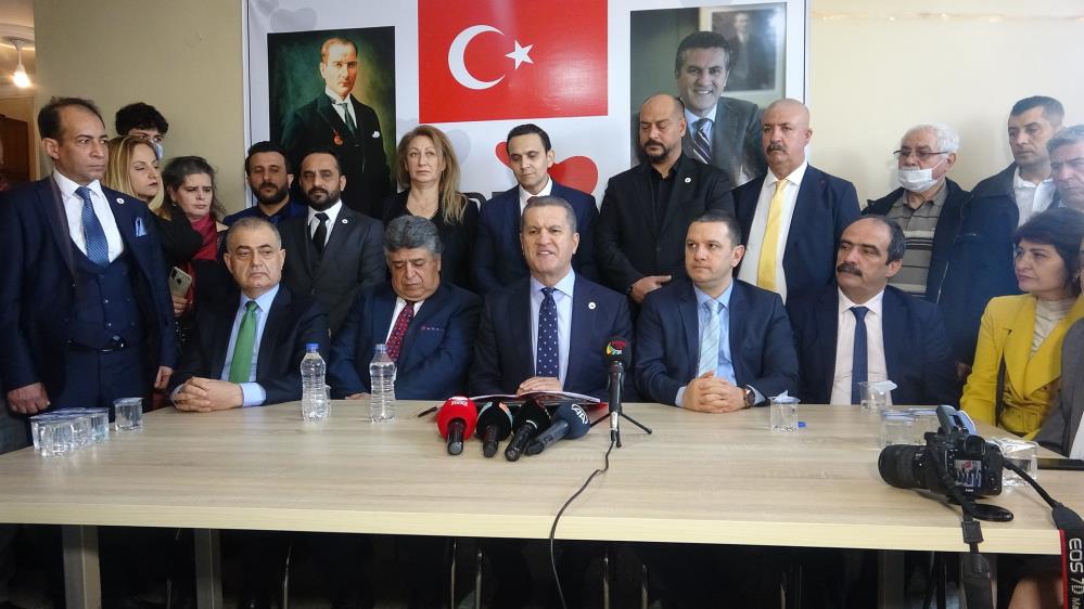 Sarıgül: Muhalefet, koltuk yerine sorunları konuşsun