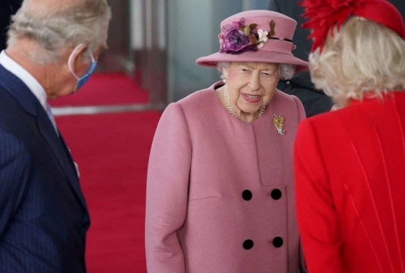 Kraliçe Elizabeth’in sanal toplantıları da iptal