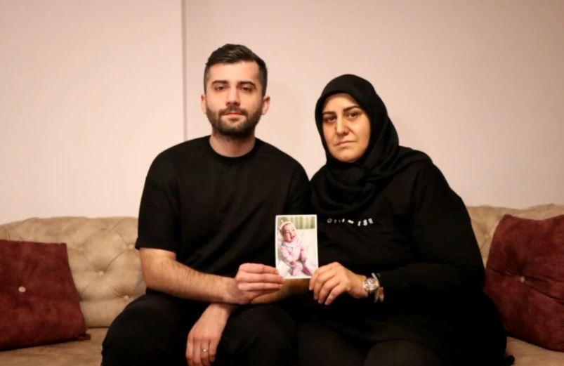 Eşi ve kızı Türkiye’ye dönecekleri gün Ukrayna’da mahsur kaldı