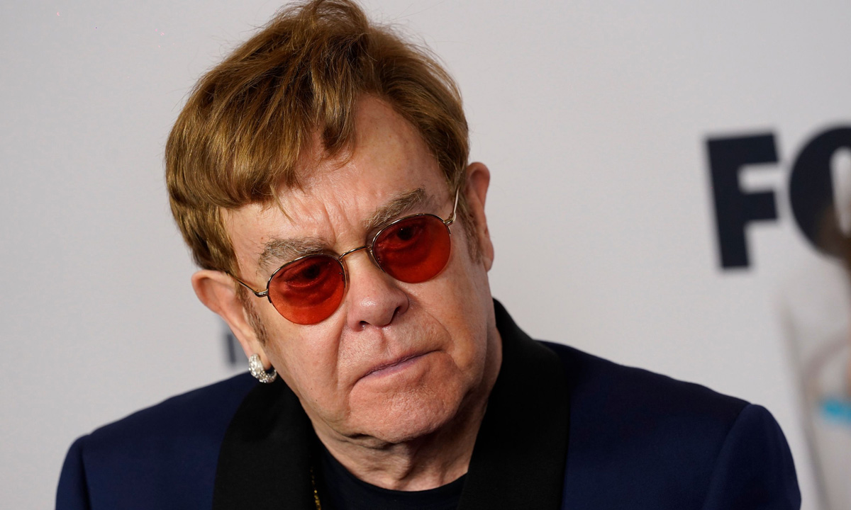 Özel jeti arızalanan Elton John ölümden döndü!